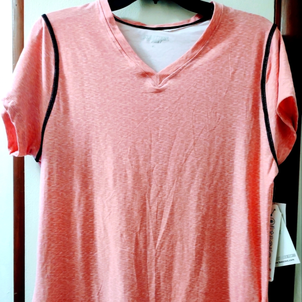 Performance tee